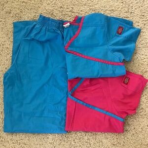 Dickies women's Scrubs, Mock Wrap 2Tops / Pant Size XS